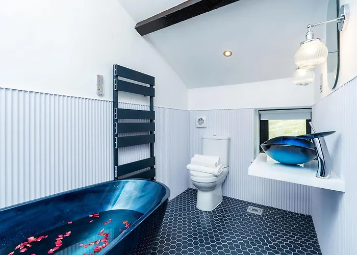 Kirkstone Pass Hotel Rydal